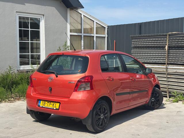 Toyota Yaris 1.3 VVTi Sol | e Koppeling | Lederen bekleding | Airco | El. Ramen | NAP | Rijdt en schakelt top