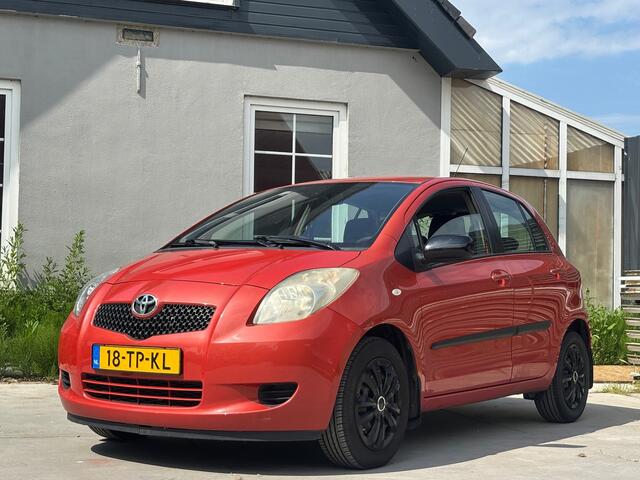 Toyota Yaris 1.3 VVTi Sol | e Koppeling | Lederen bekleding | Airco | El. Ramen | NAP | Rijdt en schakelt top