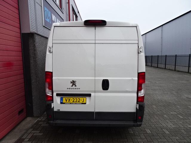 Peugeot Boxer 330 2.0 BlueHDI L2H2 Premium Pack 2 x schuifdeur