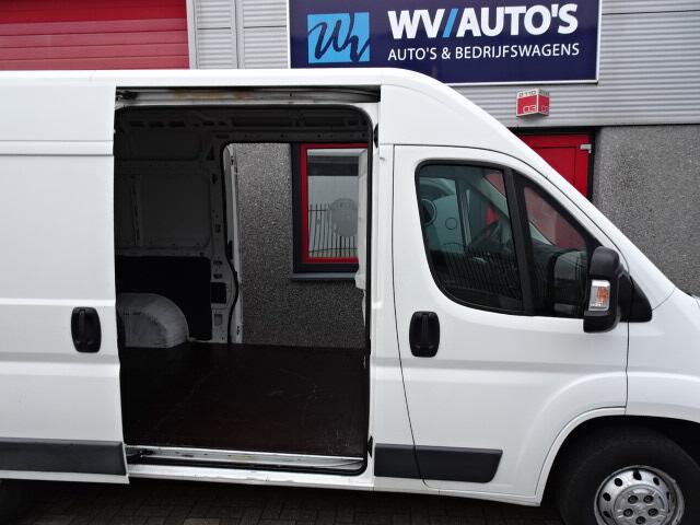 Peugeot Boxer 330 2.0 BlueHDI L2H2 Premium Pack 2 x schuifdeur