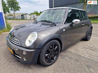 MINI COOPER 3-Deurs 1.6 Park Lane