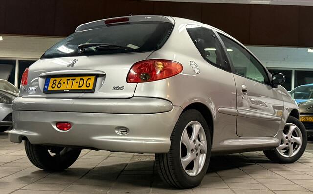 Peugeot 206 1.6-16V Air-line 3|NweAPK|Automaat|129DKM|Nettestaat|Airco|