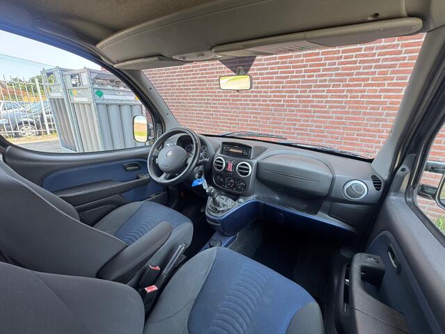 Fiat Doblo 1.4 Malibu 5 persoons NL AUTO NAP Airco l PDC l 2 x schuifdeur l Elek pakket TOPSTAAT l Goed onderhouden