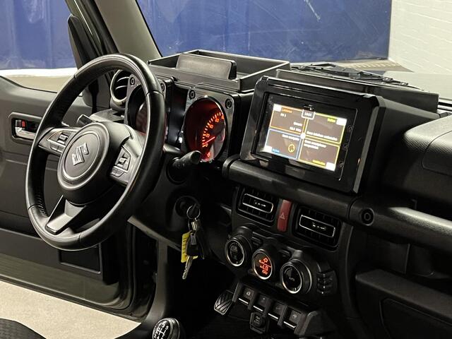 Suzuki Jimny 1.5 Stijl 4 Persoons Trekhaak | Cruise-/ climate control | Stoelverwarming | Airco | Navigatie | Carplay