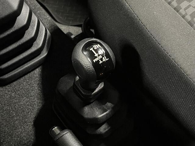 Suzuki Jimny 1.5 Stijl 4 Persoons Trekhaak | Cruise-/ climate control | Stoelverwarming | Airco | Navigatie | Carplay