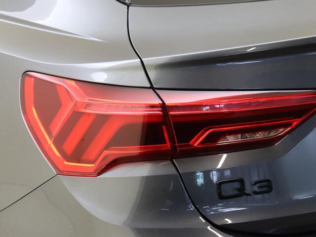 Audi Q3 Sportback 45 TFSI e S Edition | SoH 96% | SONOS audio | 360 camera | Keyless | Dodehoek detectie | Navigatie Plus | Optiek zwart Plus | Cruise cont