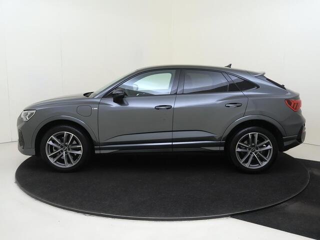 Audi Q3 Sportback 45 TFSI e S Edition | SoH 96% | SONOS audio | 360 camera | Keyless | Dodehoek detectie | Navigatie Plus | Optiek zwart Plus | Cruise cont
