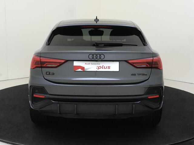 Audi Q3 Sportback 45 TFSI e S Edition | SoH 96% | SONOS audio | 360 camera | Keyless | Dodehoek detectie | Navigatie Plus | Optiek zwart Plus | Cruise cont
