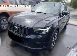 VOLVO XC40 1.5 T4 Plus Dark | Adaptive Cruise Control | Verwarmde Voorruit | Harman Kardon | Plugin Hybride | Verwacht
