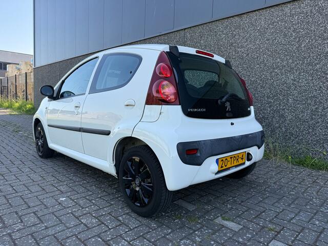 Peugeot 107 1.0 Active/e APK en beurt/1ste Eigenaar