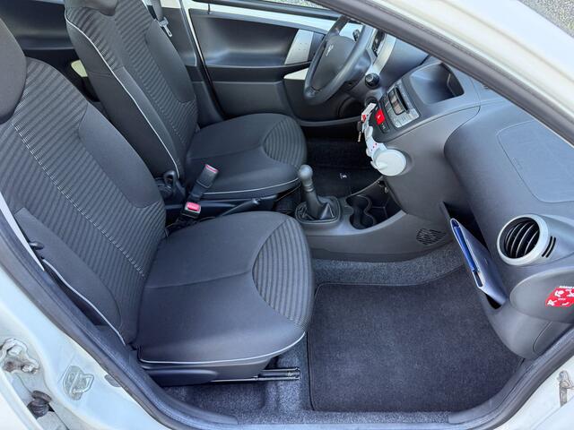 Peugeot 107 1.0 Active/e APK en beurt/1ste Eigenaar