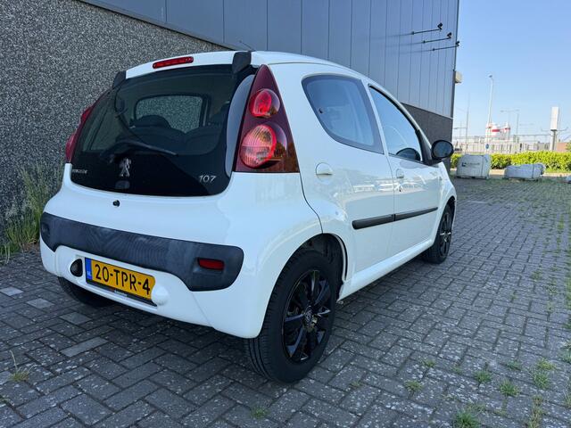 Peugeot 107 1.0 Active/e APK en beurt/1ste Eigenaar