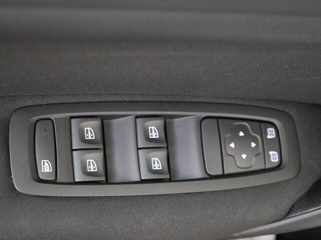 Renault Megane Estate 1.5 Blue dCi Intens | Automaat | Parkeersensoren | Achteruitrijcamera