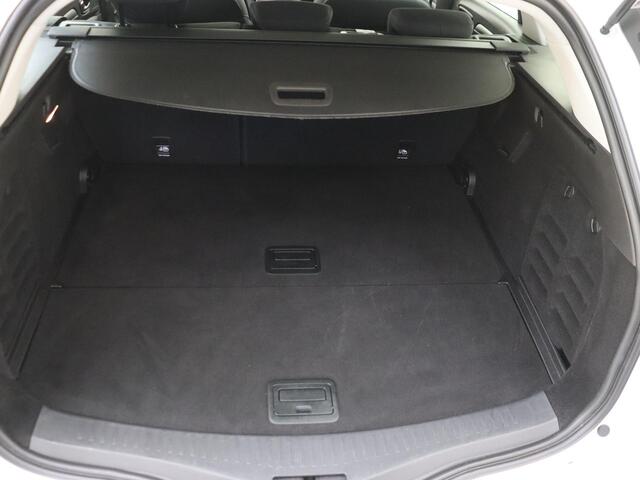 Renault Megane Estate 1.5 Blue dCi Intens | Automaat | Parkeersensoren | Achteruitrijcamera