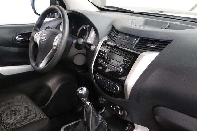 Nissan Navara 2.3 dCi PICK UP 4X4