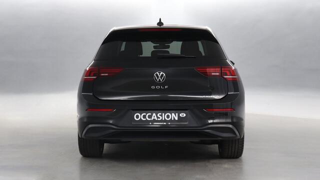 Volkswagen Golf 1.5 eHybrid 204pk Life Edition DSG / Apple CarPlay / Stoel+Stuurverwarming / Camera