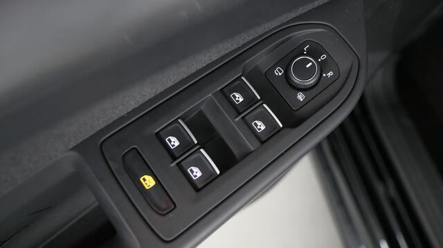 Volkswagen Golf 1.5 eHybrid 204pk Life Edition DSG / Apple CarPlay / Stoel+Stuurverwarming / Camera
