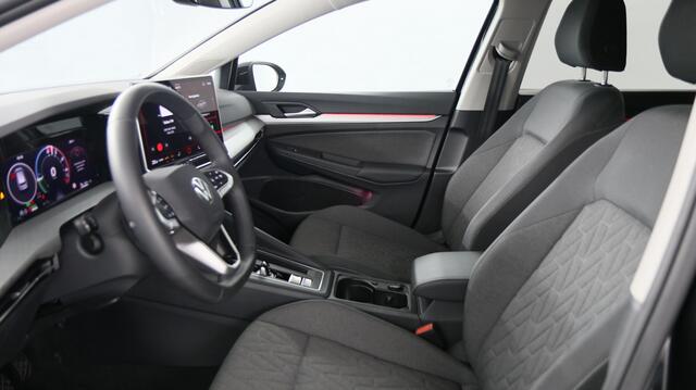 Volkswagen Golf 1.5 eHybrid 204pk Life Edition DSG / Apple CarPlay / Stoel+Stuurverwarming / Camera