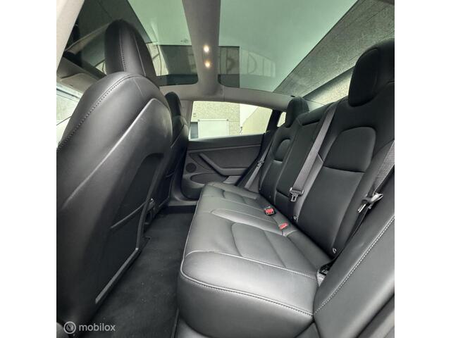 Tesla Model 3 Standard Range�+ MMX PACK + IAP + TREKHAAK