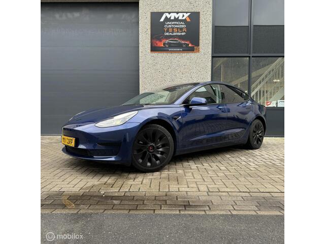 Tesla Model 3 Standard Range�+ MMX PACK + IAP + TREKHAAK