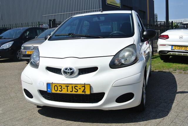 Toyota Aygo 1.0-12V Cool airco inruil mogelijk nap