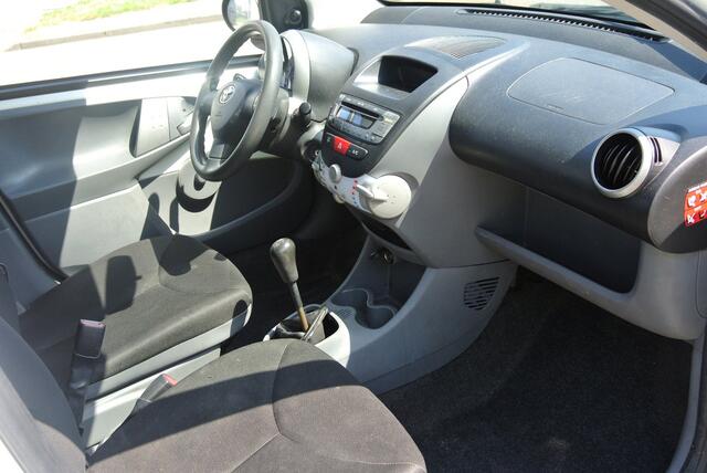 Toyota Aygo 1.0-12V Cool airco inruil mogelijk nap