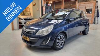 OPEL CORSA 1.4-16V Connect Edition Navi, Bluetooth, LMV, airco....
