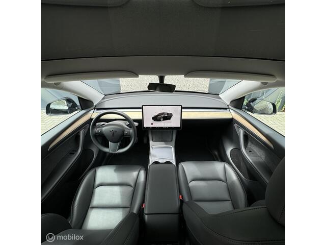 Tesla Model Y Long Range AWD + MMX PACK + IAP