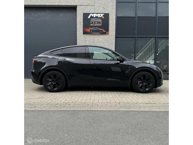 Tesla Model Y Long Range AWD + MMX PACK + IAP