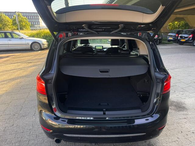 BMW 2-Serie GRAN TOURER 218i High Exec.