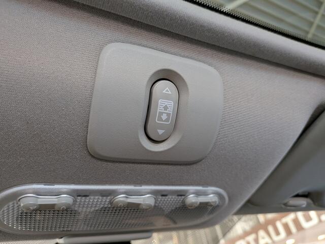 Nissan Qashqai 2.0 Connect Edition Automaat Airco, Cruise Control, Trekhaak, Stuurbekrachtiging