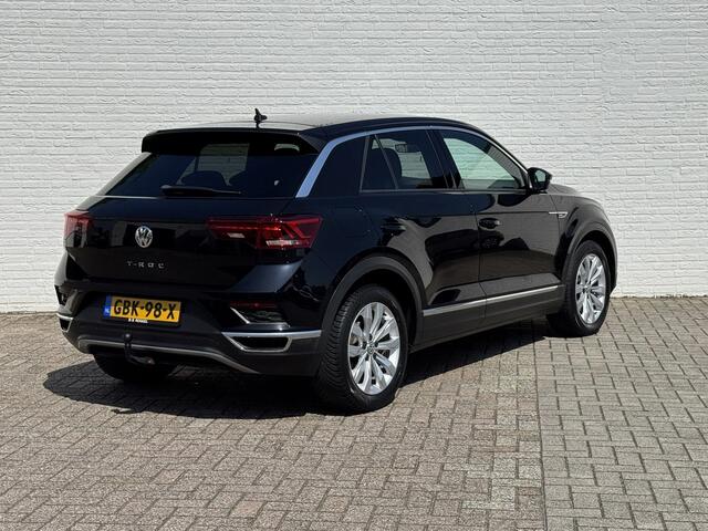 Volkswagen T-ROC 2.0 TSI 4Motion Sport Automaat Carplay Navi Trekhaak All-Seasonbanden