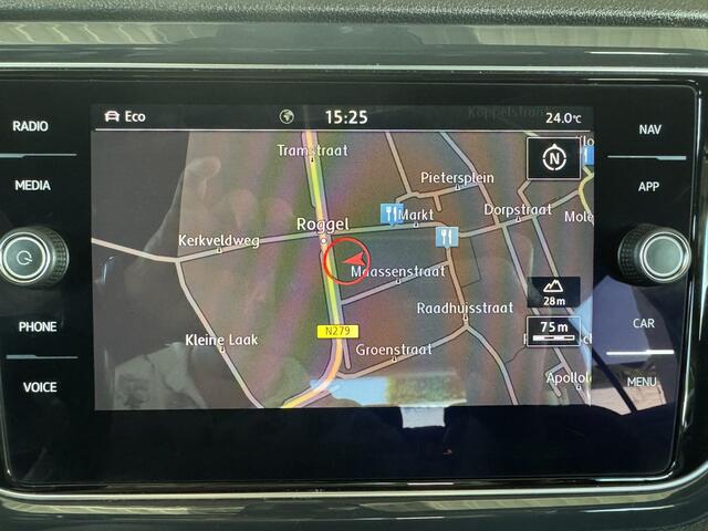 Volkswagen T-ROC 2.0 TSI 4Motion Sport Automaat Carplay Navi Trekhaak All-Seasonbanden