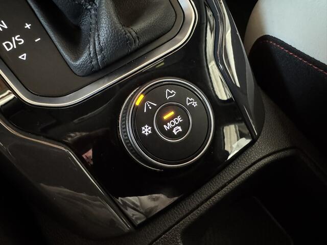 Volkswagen T-ROC 2.0 TSI 4Motion Sport Automaat Carplay Navi Trekhaak All-Seasonbanden