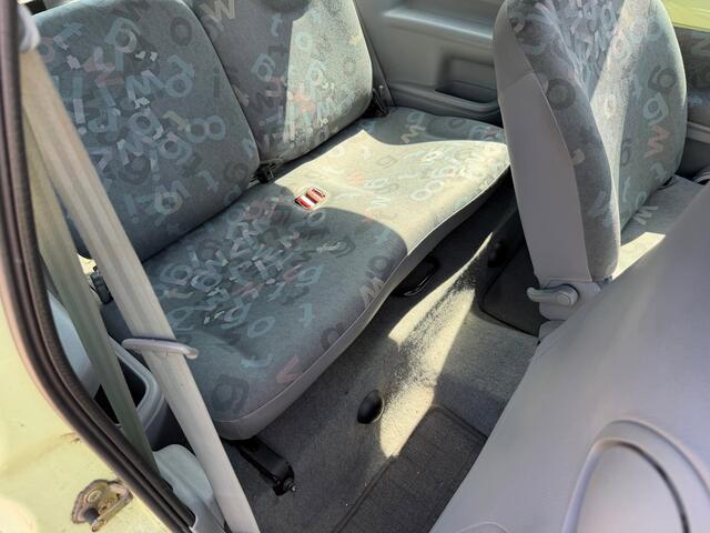 Renault Twingo 1.2-16V Emotion,AIRCO,7-2006,100248km,1495,-