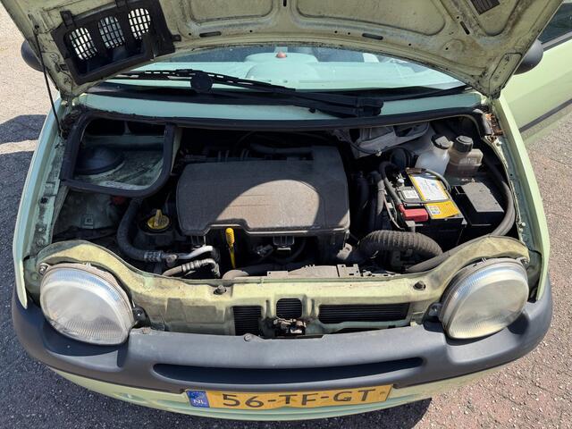 Renault Twingo 1.2-16V Emotion,AIRCO,7-2006,100248km,1495,-