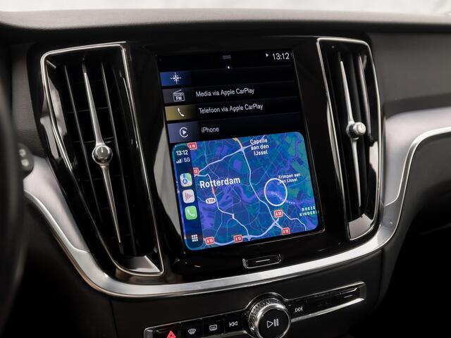 Volvo V60 2.0 B3 Sport 177Pk Automaat APPLE CARPLAY, GROOT NAVI, PARKEERSENSOREN, GETINT GLAS, SPORTSTOELEN, DAKRAILS ZWART, LED KOPLAMPEN, E APK, STAAT