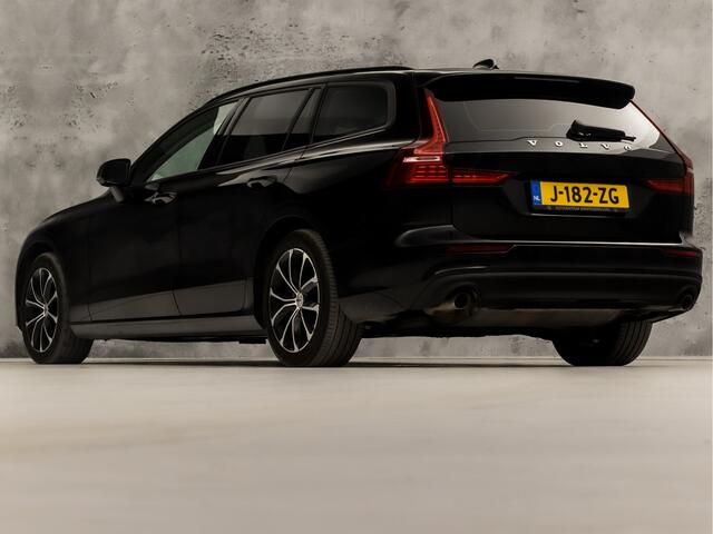 Volvo V60 2.0 B3 Sport 177Pk Automaat APPLE CARPLAY, GROOT NAVI, PARKEERSENSOREN, GETINT GLAS, SPORTSTOELEN, DAKRAILS ZWART, LED KOPLAMPEN, E APK, STAAT