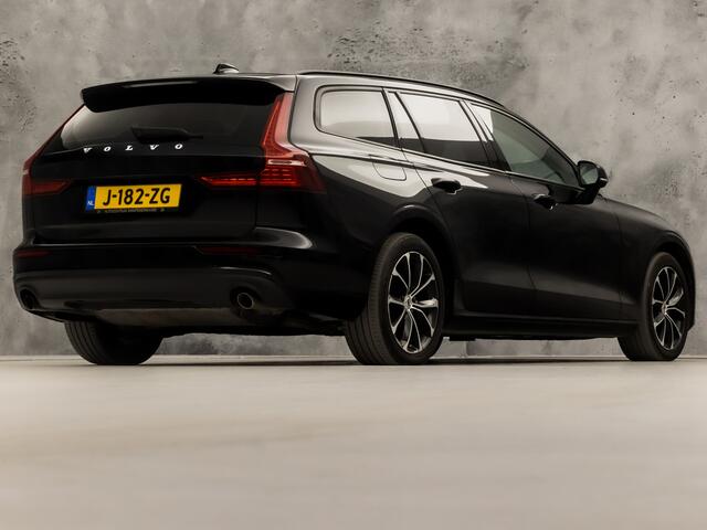 Volvo V60 2.0 B3 Sport 177Pk Automaat APPLE CARPLAY, GROOT NAVI, PARKEERSENSOREN, GETINT GLAS, SPORTSTOELEN, DAKRAILS ZWART, LED KOPLAMPEN, E APK, STAAT