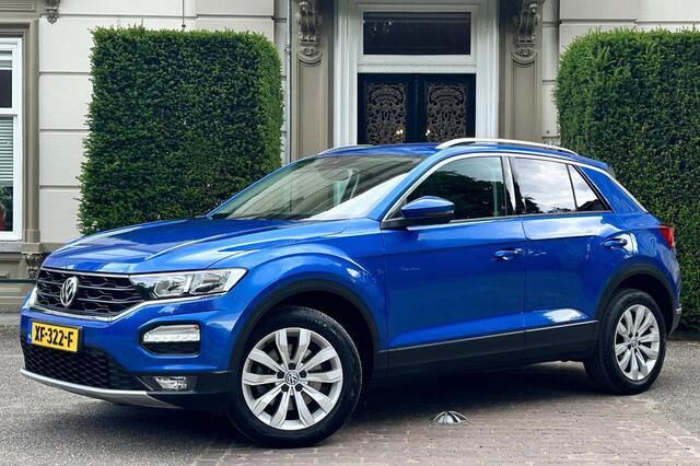Volkswagen T-ROC 1.0 TSI Style TREKHAAK | BEATS | DIG DISPL | ADAPTIVE | ORG NL 2E EIGN