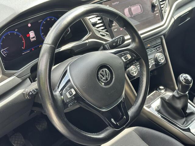 Volkswagen T-ROC 1.0 TSI Style TREKHAAK | BEATS | DIG DISPL | ADAPTIVE | ORG NL 2E EIGN