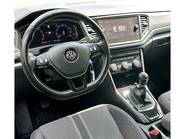 Volkswagen T-ROC 1.0 TSI Style TREKHAAK | BEATS | DIG DISPL | ADAPTIVE | ORG NL 2E EIGN