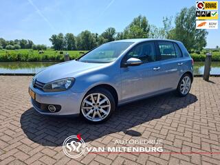 Volkswagen Golf VI