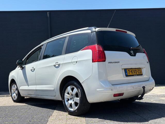 Peugeot 5008 1.6 Style | 7-Persoons | Lees Tekst