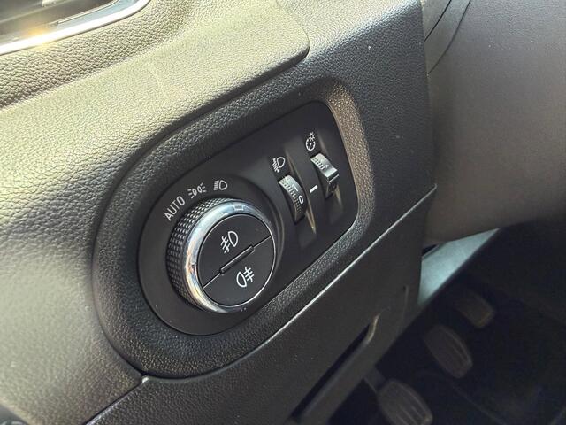 Opel Grandland X 1.2 Turbo Business Executive