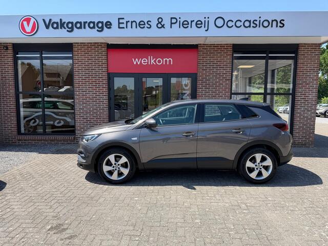 Opel Grandland X 1.2 Turbo Business Executive