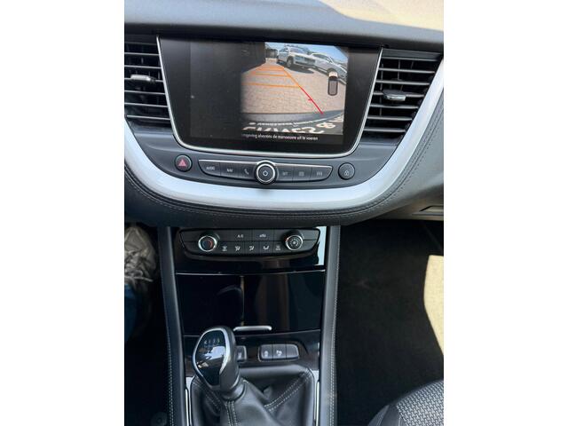 Opel Grandland X 1.2 Turbo Business Executive