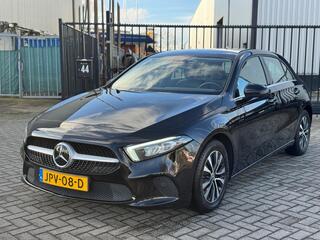 MERCEDES-BENZ A-KLASSE 180 d Business Solution Luxury Leer Navi Clima Airco