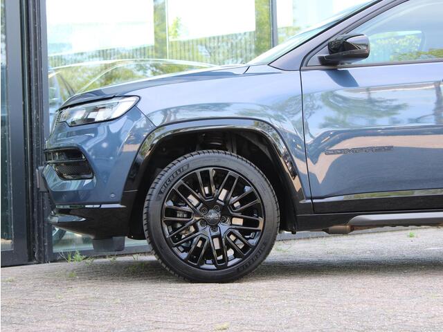 Jeep Compass 4xe 240 Plug-in Hybrid Electric S | Navi / Leder / Camera