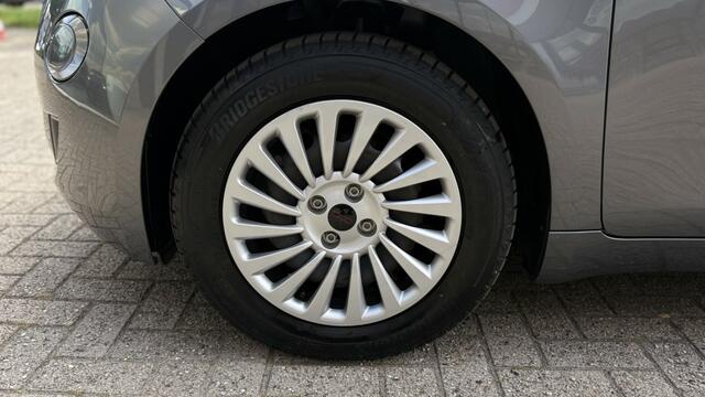 Fiat E-500 Electric | Navi | Cruise RED 42 kWh